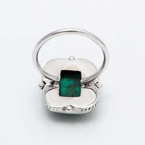 Bague en pierre précieuse malachite verte naturelle Bijoux faits à la main Bague en pierre verte élégante Cadeau unique pour les femmes Bijoux de mode pour elle - Product Image 2
