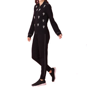 Nuevo chándal de mujer de la mejor calidad, chándal de invierno de algodón Unisex Oem, chándal de entrenamiento personalizado para mujer, chándales de nuevo estilo para mujer - Product Image 2