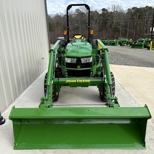 Tracteur agricole d'occasion pas cher 4052m 4x4 avec chargeur frontal 50 CV pour une productivité élevée - Product Image 2