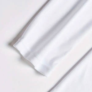 Camisa de manga larga para hombre con cuello redondo y color sólido para atuendos formales de negocios o informales. - Product Image 4