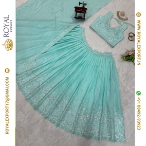 Lehenga en crêpe de soie à impression numérique lourde à 3 couches avec broderie en soie satinée Zari et sequins, et un chemisier assorti - Product Image 5