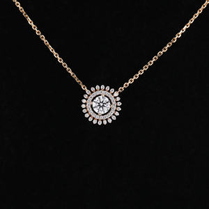 จี้ทองคำเปลว10KT สง่างามพร้อม1.00CT กลมตัดห้องปฏิบัติการปลูกเพชรของขวัญที่สมบูรณ์แบบสำหรับช่วงเวลาสำคัญพิเศษ - Product Image 2