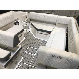 Bateau de travail et de divertissement de luxe Sea Ray SDX 270 2025 – Coque en fibre de verre, acier et aluminium pour le transport et le travail - Product Image 4