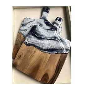 Tablas de cortar cuadradas de madera de resina ecológica con asas, tamaño y color personalizables para uso diario en la cocina - Product Image 1