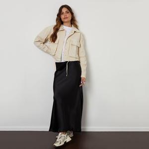 Chaquetas Vaqueras Cortas de Moda para Mujer, Diseño de Última Tendencia, Cierre de Cremallera, Cuello con Capucha, Resistentes al Viento, Ecológicas, Transpirables, para Otoño - Product Image 1