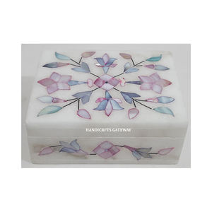 Boîte de rangement de bijoux incrustée de nacre en marbre blanc fait à la main Rectangle forme surface brillante boîte décorative et douée pour la maison - Product Image 1