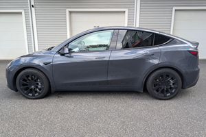 รถยนต์มือสองสำหรับขาย ปี 2022 รุ่น Model Y Long Range AWD - Product Image 6