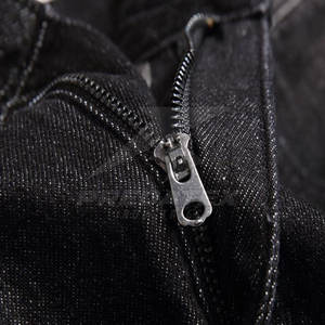 Shorts en jean décontractés pour hommes en coton 100% respirant à séchage rapide avec logo et design personnalisés, best-seller - Product Image 3