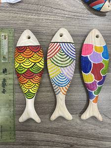 Sculpture de poisson en bois artistique fabriquée à la main pour une décoration de maison chaleureuse et élégante - Product Image 6