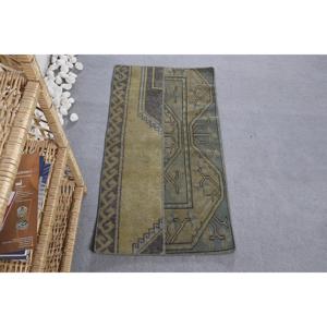 Alfombra vintage, pequeña, de 1.9x3.5 pies, alfombra turca, gris beige, con motivos de plantas y árboles, de lana. - Product Image 1