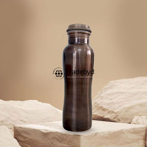 Bouteille en cuivre Prestige Style intemporel pour les bienfaits pour la santé naturelle Drinkware en plastique par Tradebyd - Product Image 4