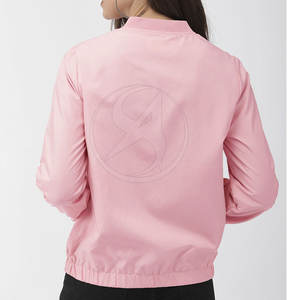 Chaqueta Bomber de Moda al por Mayor para Mujer, Manga Larga, con Cuello Alto, Tejido Transpirable, Logotipo Personalizado y Servicio OEM - Product Image 3