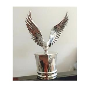 Escultura de Aluminio Fundido de Primera Calidad Diseñada con una Forma Artística Limpia para Aplicaciones de Decoración de Interiores Elegantes - Product Image 3