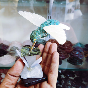 Roche naturelle décorative, pierre à Quartz, Sculpture d'oiseau en cristal, cadeau, nouvelle Sculpture d'oiseau en cristal faite à la main - Product Image 3