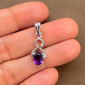Colgante de amatista de corte ovalado chapado en rodio de plata de ley, moderno, al por mayor, hecho a mano, minimalista, regalo para ella, joyería de febrero - Product Image 1