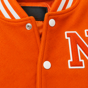 เสื้อแจ็คเก็ตหนังแท้สีส้มสำหรับผู้ชาย SINEWY SPORTS ปักลาย NY ระบายอากาศได้ดี แห้งเร็ว สไตล์ Preppy สำหรับฤดูหนาว ปกเสื้อแบบพับได้ - Product Image 5