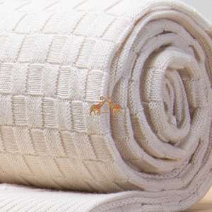 Wholesale Custom Size Luxury Warm <b>Bed</b> <b>Sofa</b> Handmade Cotton <b>Sofa</b> Throw Knitted Blanket for Winters Heavy Weight Throw for Couch - Product Image 3