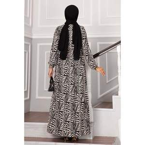 Vestido Hijab Tejido Crepé Estampado Negro - Product Image 2