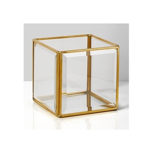 Linterna de terrario artesanal de alta calidad con forma de cubo de cristal transparente de Metal moderno Popular de buena calidad para decoración navideña - Product Image 2