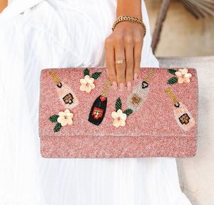 Bolso de mano cruzado con cuentas, para novia, color rosa y blanco, botella de champán - Product Image 1