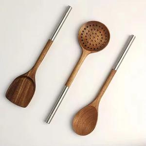 Cuchara y tenedor de madera para servir ensaladas con asas de resina, ideal para decoración del hogar y suministros de cocina, tiendas para reventa - Product Image 2