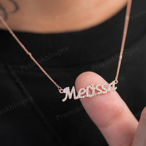 Colgante de diamante Moissanite minimalista antiguo, Collar de plata de ley de nueva moda, perfecto para mujeres regalo de aniversario, venta al por mayor - Product Image 4