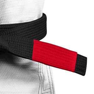 Ceintures BJJ Gi brodées de qualité supérieure 100% coton Logo personnalisé et nom Couture durable pour l'entraînement et la compétition Vente de ceintures Bjj Gi - Product Image 5