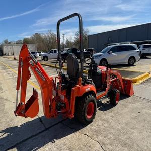 Mini Tractor Compacto Kubota BX23S 4x4 con Motor en Venta - Product Image 5