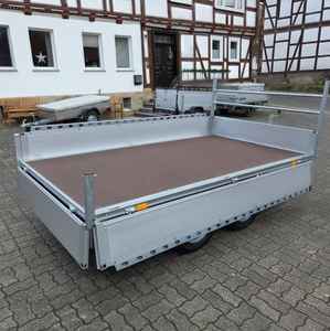 Remolque para Autos 3016/27 F de Alta Capacidad, 1000 kg de Carga Útil Máxima, Eje Tándem con Iluminación LED - Product Image 1