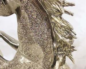 Escultura de caballo grande artesanal de latón de Pakistán, escultura de latón original de Pakistán, decoración de latón de caballo - Product Image 3