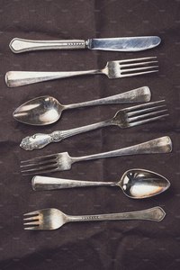 Vaisselle de luxe en acier inoxydable, design incroyable, espaces axés sur la qualité, sélectionnée par les chefs, fabriquée à la main, en relief, livraison immédiate en Inde, pour les fêtes - Product Image 4