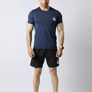 Vêtements de sport actifs personnalisés et vêtements de sport T-shirt Polyester Spandex Vêtements de sport ajustés de haute qualité pour hommes - Product Image 3