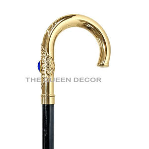 Bastón de latón con mango de metal tallado a mano, elegante y asequible - Product Image 1