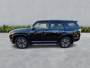 Nettoyer 2016 To-yo-ta 4_Runner Limited 4WD - Product Image 4