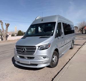 Luxury Sprinter 3500 Motorhome Van Modern 4x4. - Product Image 6