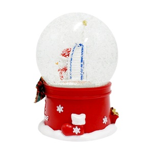 Regalo <span class=keywords><strong>de</strong></span> recuerdo <span class=keywords><strong>de</strong></span> viaje personalizado cúpula <span class=keywords><strong>de</strong></span> <span class=keywords><strong>cristal</strong></span> <span class=keywords><strong>de</strong></span> Navidad globo <span class=keywords><strong>de</strong></span> <span class=keywords><strong>nieve</strong></span> resina país bola <span class=keywords><strong>de</strong></span> <span class=keywords><strong>cristal</strong></span> ciudad globo <span class=keywords><strong>de</strong></span> <span class=keywords><strong>nieve</strong></span> con edificio - Product Image 2