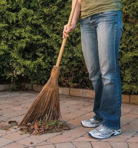 Eco-Friendly Short <b>Handle</b> Garden <b>Broom</b> Handicraft <b>Wooden</b> Stick for House Cleaning & Dustpan Green Grass <b>Broom</b> Product - Product Image 6
