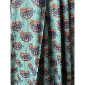 Chaqueta de Sari de Seda con Estampado Paisley Tropical - Product Image 1