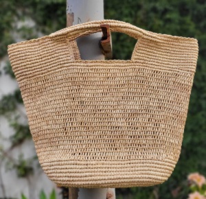 MADAGASCAR CROCHET RAFFIA FEMME SAC À MAIN POIGNÉE COURTE PRODUIT PERSONNALISABLE FAIT MAIN - Product Image 1