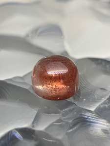 100% naturel Oregon Sunstone brun clair couleur rouge avec léger effet Schiller forme ronde Cabochons en vrac pour la fabrication de bijoux - Product Image 3