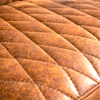 Industrieller Chesterfield Leder-Loungesessel Echtes Mid-Century Modern Design Handgefertigter Vintage-Metallrahmen Apartment 3-Jahres-Garantie