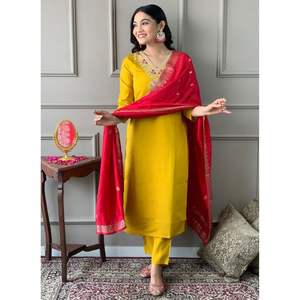 Conjunto de Traje de Seda Romana Exclusivo, Completamente Cosido, con Detalles de Codificación, Parte Inferior de Seda, Dupatta de Encaje Jacquard, al por Mayor - Product Image 1