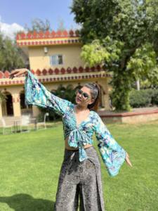 Haut ethnique de Style indien Vintage pour femmes manches cloche confortable impression numérique légère vacances quotidiennes au sol - Product Image 3