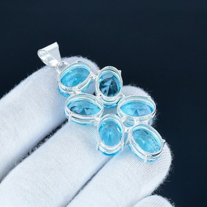 Elegante hecho a mano para mujer plata esterlina chapado en oro estilo bohemio para Topacio Azul colgante pera corte bisel ajuste encanto - Product Image 4