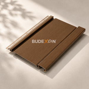 Revestimiento de Pared Exterior Vertical Impermeable de PVC con Diseño Moderno, Colores Personalizados y Aspecto de Madera para Villas y Cabañas - Product Image 4
