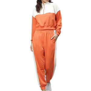 Conjunto Deportivo de Invierno para Mujer, Personalizado OEM, Grueso, con Sudadera con Media Cremallera y Pantalones Deportivos para Correr - Product Image 1