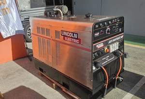 Refurbished Lincoln Electric Air Vantage 500 <b>Belt</b> Drive Diesel Welder used - Product Image 2