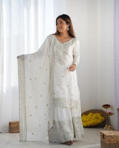 Tenue à la mode pour femmes Designer Georgette Broderie Travail Pakistanais Sharara Costumes pour les fêtes d'été - Product Image 2