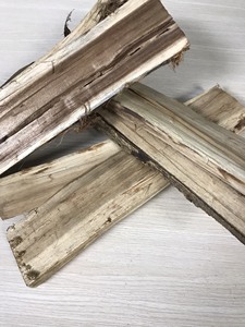 BOIS DE CHAUFFAGE MEILLEUR VENDEUR 100% BOIS NATUREL pour CAMPING, BBQ, RESTAURANT FABRIQUÉ au VIETNAM par BIWOOD COMPANY - Product Image 3