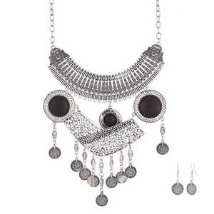 Ensemble de colliers Urthn Boho en alliage de zinc oxydé noir 1110724 bijoux de mode - Product Image 1